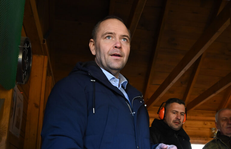 Jarosław Kaczyński mówi o swoim udziale w kampanii Karola Nawrockiego.  „Jeśli będzie zlecenie”