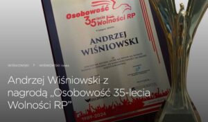 Andrzej wisniowski z nagroda osobowosc 35 lecia wolnosci rp 7742feb.jpg