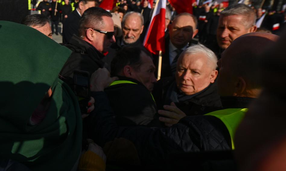 Awantury Na Miesiecznicach Smolenskich Sa Wnioski O Uchylenie Immunitetoacutew Poslom Pis Dd20a9e, Biznes Fakty