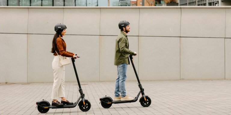 Hulajnogi Xiaomi i Segway, które warto kupić w środku sezonu