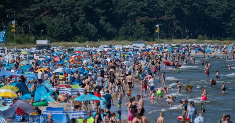 Czesi szturmują Bałtyk. Tylu turystów z południa nie było jeszcze nigdy