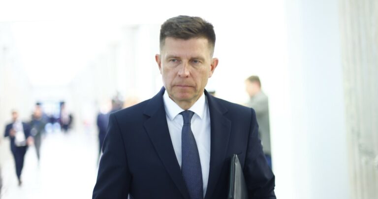 R. Petru stawia ultimatum. Poprze projekt budżetu, ale pod jednym warunkiem