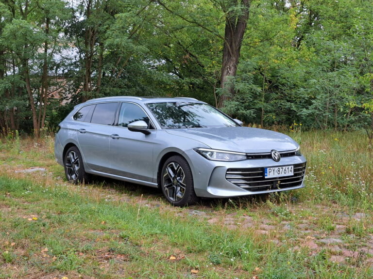 Volkswagen Passat – wzorcowe kombi, czy to musi być diesel? – test