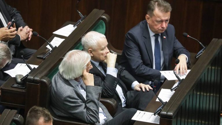 Wrześniowy kongres PiS odwołany. Podano nowy termin