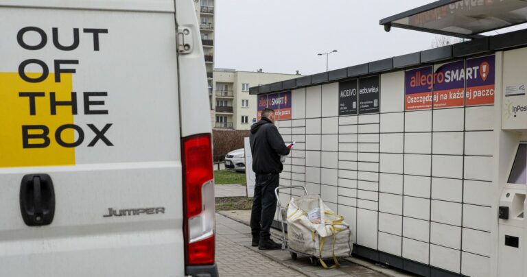 Paczkomat InPost “zakładnikiem”. Sprawca odłączył prąd i wywiesił żądania