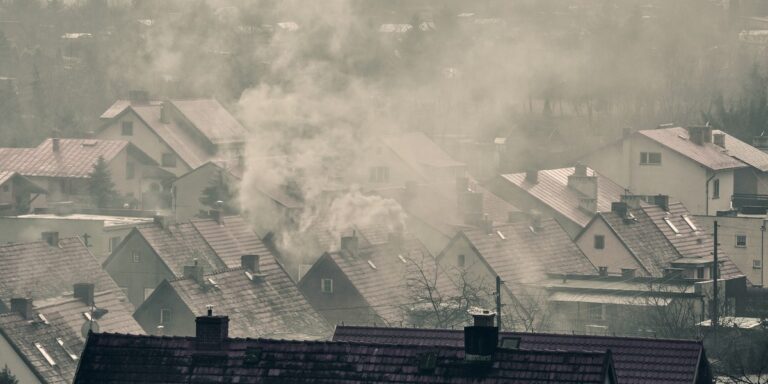 Smog zaczyna się w naszych domach