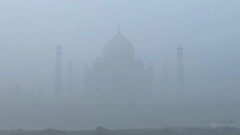 Rekordowy smog w Indiach. Najpopularniejszy zabytek „zniknął”