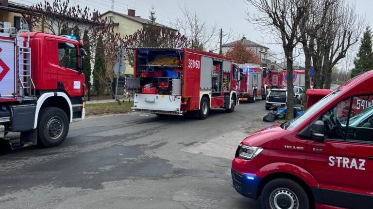 Rodzinna tragedia w Tomaszowie Lubelskim. Nie żyje dwulatek, w piwnicy znaleziono środek na owady