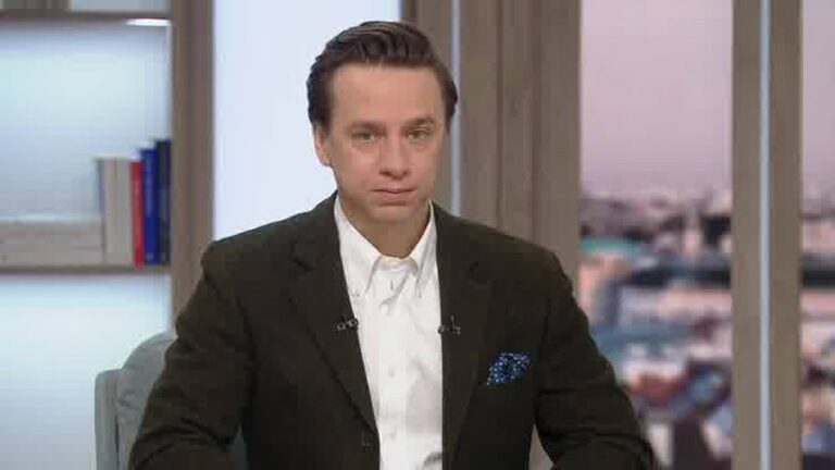 Mocne słowa Bosaka o prezydencie. „Świadomie uprawiał propagandę”