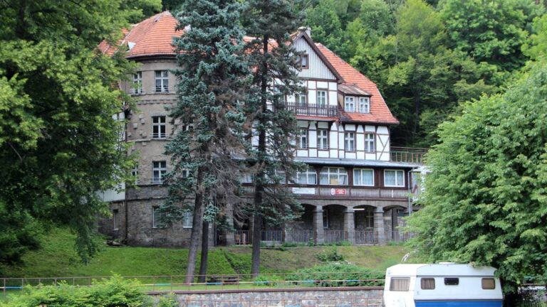 Narodowy Fundusz Zdrowia pokryje tylko część kosztów. Za to trzeba sporo zapłacić w sanatorium