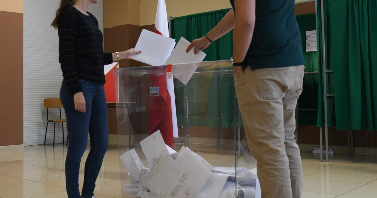 Zaskakujący sondaż prezydencki. Wyborcy Browna wybiorą Trzaskowskiego 5cfb0f134c4eb1ece9b0948bc3ad3501, Biznes Fakty