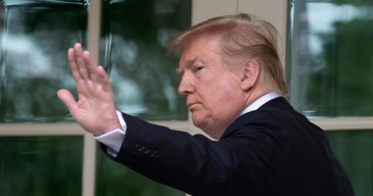 Ceny ropy rosną. Reakcja giełdy na decyzję Trumpa w sprawie UE Ceny ropy rosną. Reakcja giełdy na decyzję Trumpa w sprawie UE