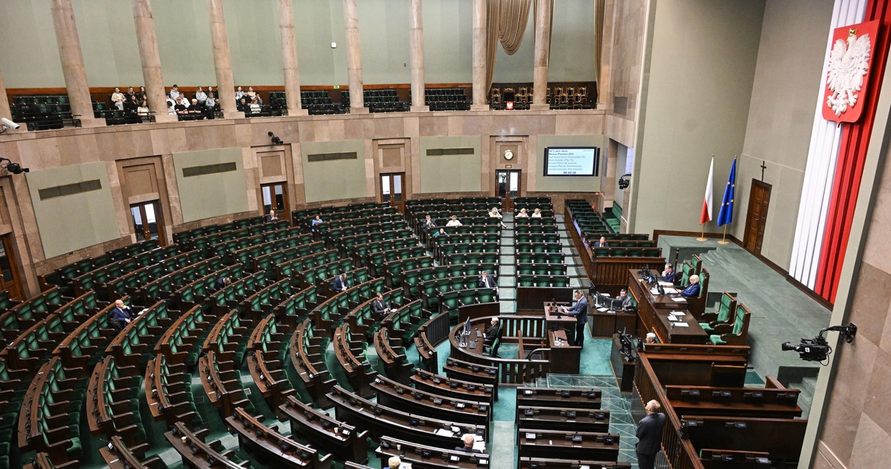 Deregulacja napotyka opór w Sejmie. Komisje zawiesiły prace 3412b348c4db7b5910eb8609c93ac6c7, Biznes Fakty