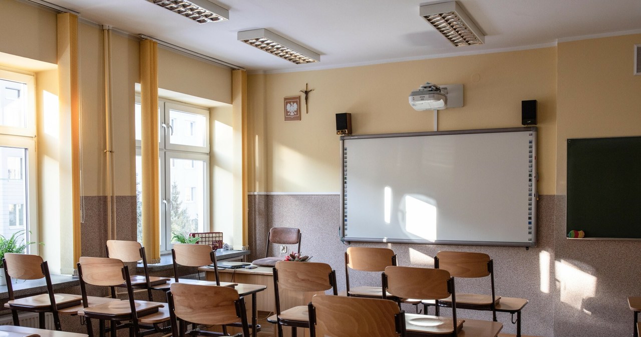Oceny z religii i etyki na świadectwie. Czy są brane pod uwagę w średniej ocen? 99bb81a52c51b40c15273db63b337228, Biznes Fakty