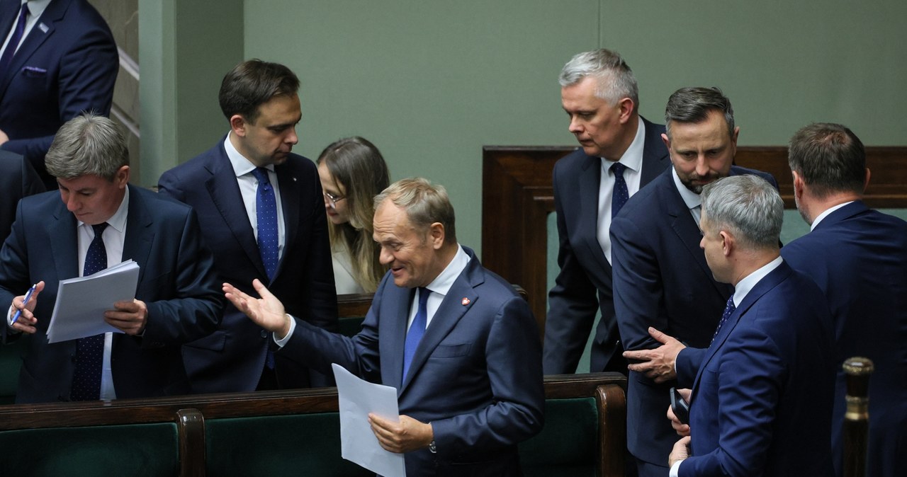 Nadchodzi reorganizacja rządu. Na stole jest kilka opcji D58f62b662f884c81acb295f94adf674, Biznes Fakty