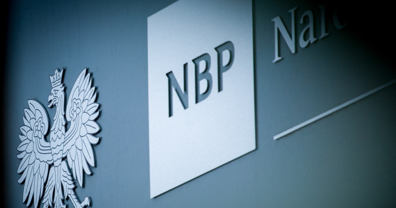 Narodowy Bank Polski (NBP) opublikował nowe dane ekonomiczne. „Zakupy broni miały znaczący wpływ”. 87438018da32f2e8bebab9b9ed4880c9, Biznes Fakty