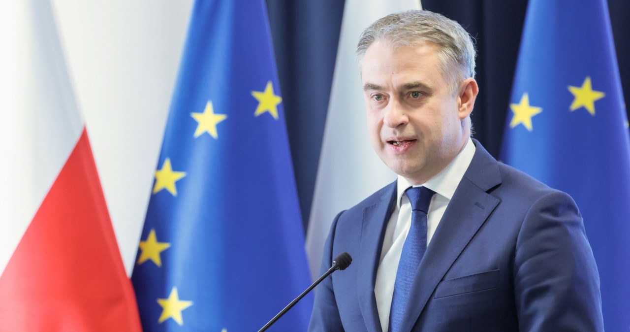 Ministerstwo Technologii Cyfrowych ujawnia swoje karty dotyczące podatku cyfrowego. Ogłoszono proponowaną stawkę. 53080a5f47f046a52989010178965e11, Biznes Fakty