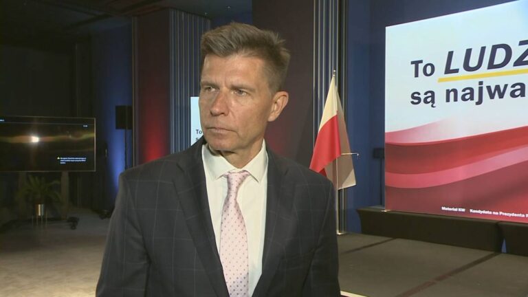 „Niech wraca do biznesu albo dostanie zapłatę” – minister atakuje Ryszarda Petru. „Niech wraca do biznesu albo dostanie zapłatę” – minister atakuje Ryszarda Petru.