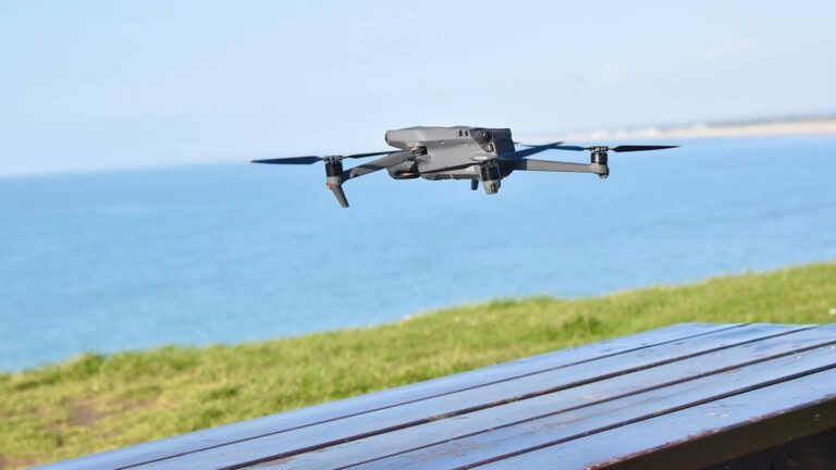 Kraj NATO zakazuje dronów. „Trudna sytuacja bezpieczeństwa”