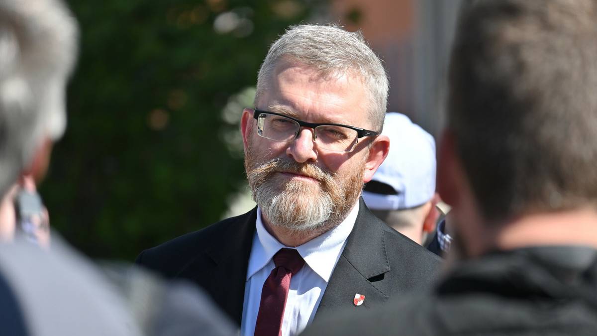 95e59eedc5aa05f1839296b1481f5864, Biznes Fakty