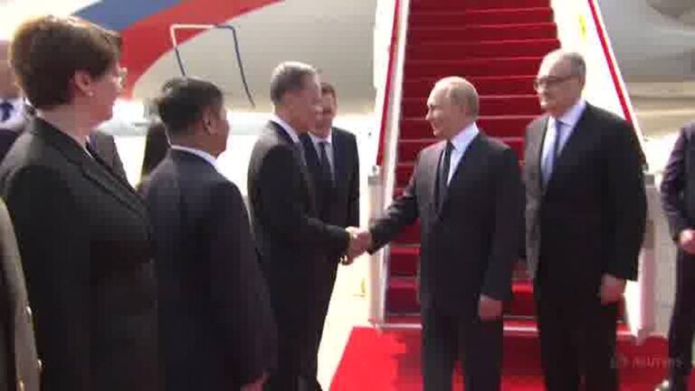 Tak witali dyktatorów. Putin może zazdrościć Łukaszence. Tak witali dyktatorów. Putin może zazdrościć Łukaszence.