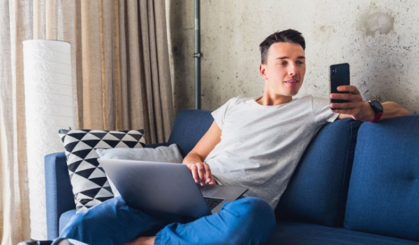 Jak nauczyć się być samemu i nie cierpieć? 2f288edec5c0ab356642d26a19f3582f, Biznes Fakty