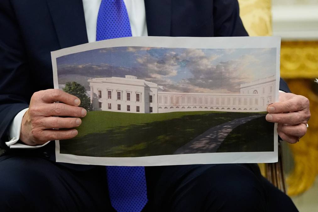 Prezydent USA Donald Trump prezentuje wizualizację planowanej sali balowej w Białym Domu A5e31844d5bfad73a08f2ba840b177ad, Biznes Fakty