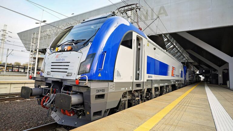 PKP Intercity: Nowe reguły. Zmiana w dystrybucji biletów. Abaa6b9b923be880bdf2c9e881137363, Biznes Fakty
