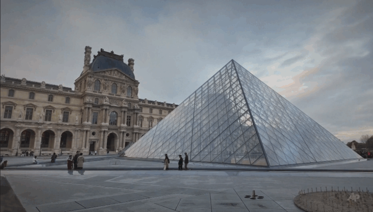 Luwru naruszone. Prokuratura ujawnia szczegóły aresztowań. E8329fd823a4279bb6dc1a98acefed5b, Biznes Fakty