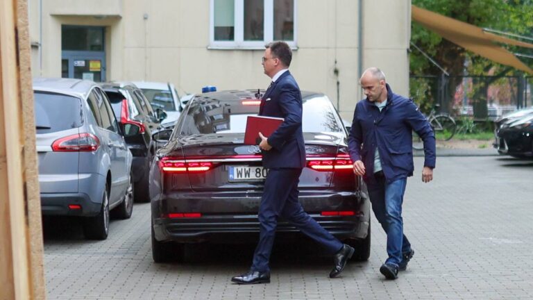 Hołownia w prokuraturze w związku z wypowiedzią o „puczu”.