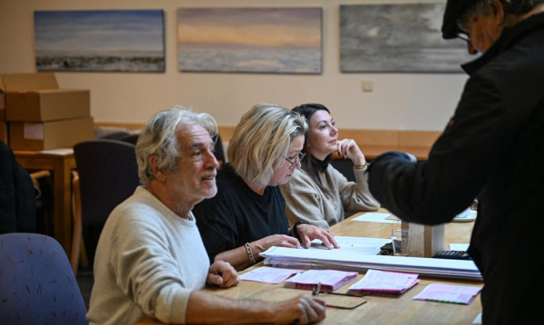 Wybory W Holandii Niespodziewana Poraka Lewicy I Dymisja Timmermansa C645409, Biznes Fakty