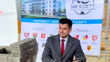 0be695d466d2b30d9c8f52e522026dfd, Biznes Fakty