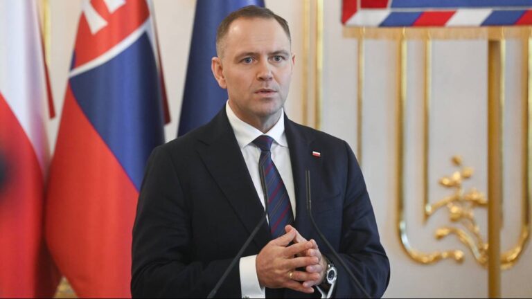 „Nie damy na to przyzwolenia”. Prezydenci Polski i Słowacji jednomyślni w kwestii porozumienia migracyjnego. 1a0d6e08f33d9ea9e63813c4ece7a19a, Biznes Fakty