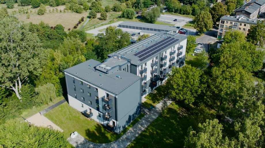 2a4c5d5f63cd37a47ea8eb37d8bd4886, Biznes Fakty