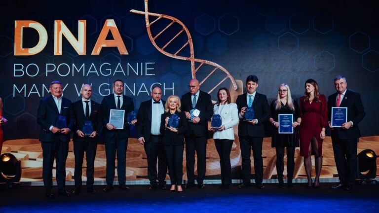 3473056f7f85b8210a40c91a12c9a2b4, Biznes Fakty