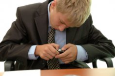 Dlaczego i jak pisać SMS-y? 363bb02f00a02405ef15226793de79c1, Biznes Fakty