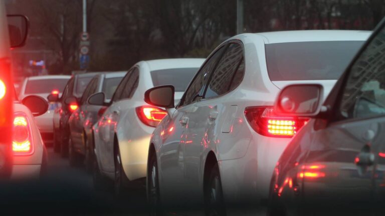 Po weekendzie: paraliż komunikacyjny w Polsce. 3db4ce0fb3b12e08a0dc354d25341fc2, Biznes Fakty