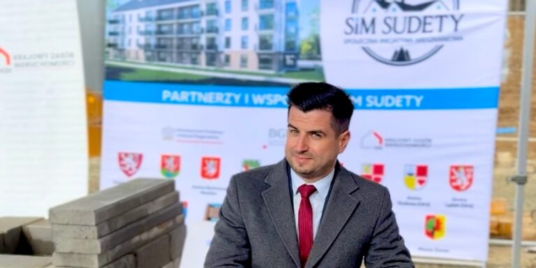 Budownictwo społeczne w Polsce. Łukasz Bałajewicz komentuje wyzwania