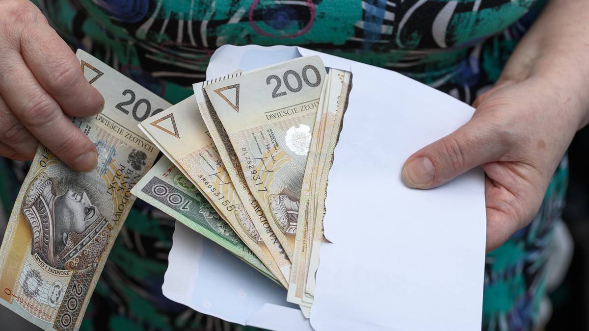 4690a1b468573ddaaa97bfe70e39d96c, Biznes Fakty