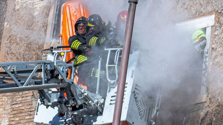 Rzym: Runęła wieża. Robotnik znaleziony martwy pod ruinami. 5eefcacc3e6fec87d73d26d5db4d9a9f, Biznes Fakty