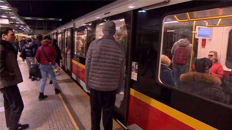 Metro: Ranny paraliż. Komunikat Zarządu Transportu Miejskiego. 73fad9581ca171cd1c5b8c6328603c44, Biznes Fakty