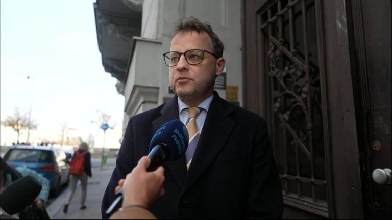 Śledztwo prokuratury w sprawie Romanowskiego. „Ziobrę spotka to samo” 79a52c5e68a1ba16be35736a5cebd9eb, Biznes Fakty