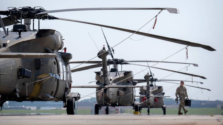 Sekretny ładunek dotarł do jednostki wojskowej. Kilkunastu rannych w lecznicy. 8b18f0f6715c5372317b4262ea5b1577, Biznes Fakty