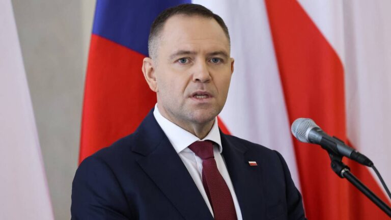 A0117d4655556131b012b8d854627e57, Biznes Fakty