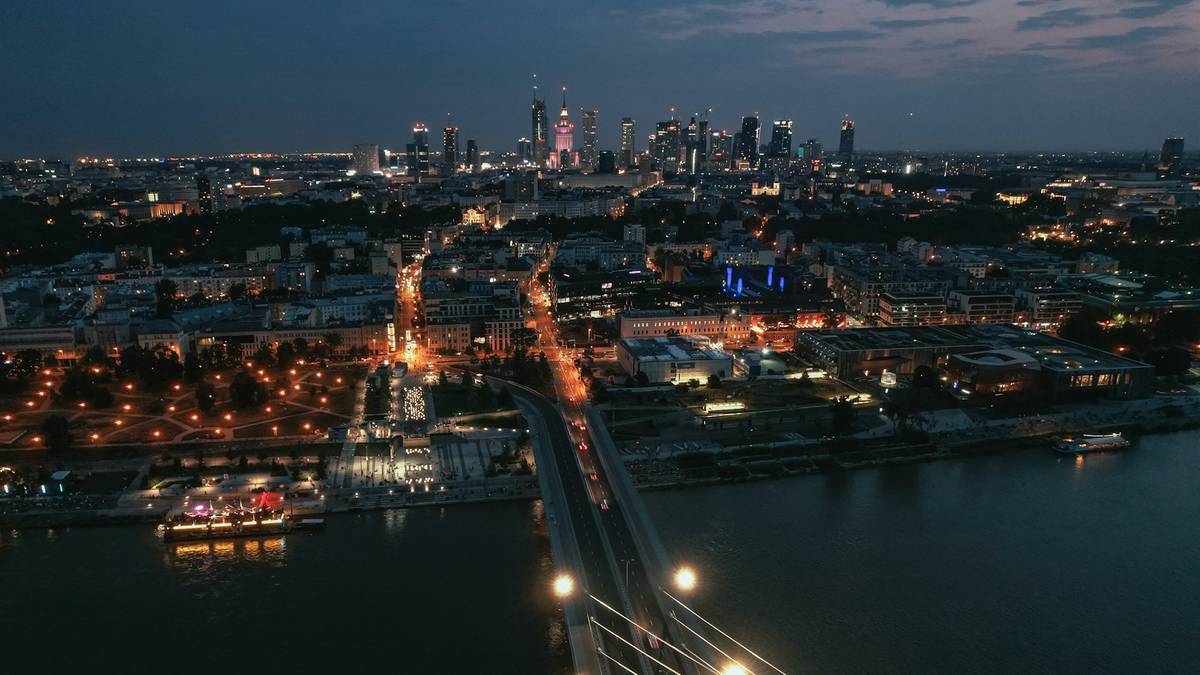 A1d39993884190389b9bb339e16fd5ba, Biznes Fakty