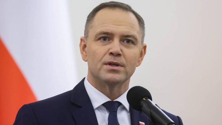 Ocena prezydentury Karola Nawrockiego przez Polaków: Aktualne wyniki sondażu. A3ad015fd5c47d452787e9aea31f8a63, Biznes Fakty