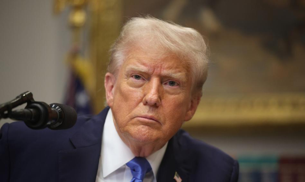 Skandal Epsteina. Trump zleca śledztwo prokuratorom w sprawie powiązań prezydenta Clintona Afera Epsteina Trump Nakazuje Prokuraturze Zbadanie Zwizkw Prezydenta Clintona E26bea3, Biznes Fakty