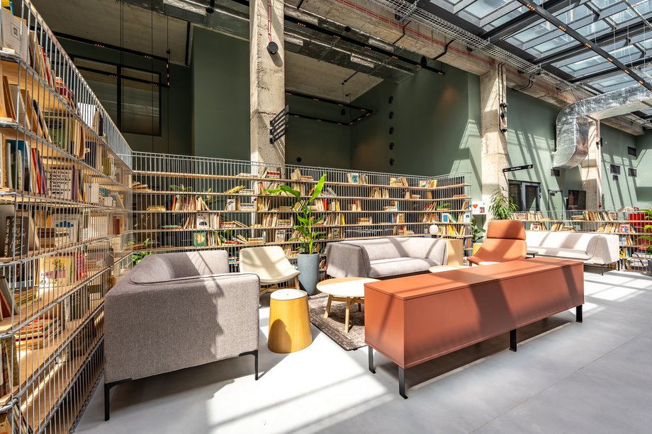 Ba5e1aa5f328b2a276baec42363f3fdd, Biznes Fakty