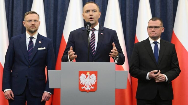 Baacfaa08725e398ea45d46d5eac22cc, Biznes Fakty