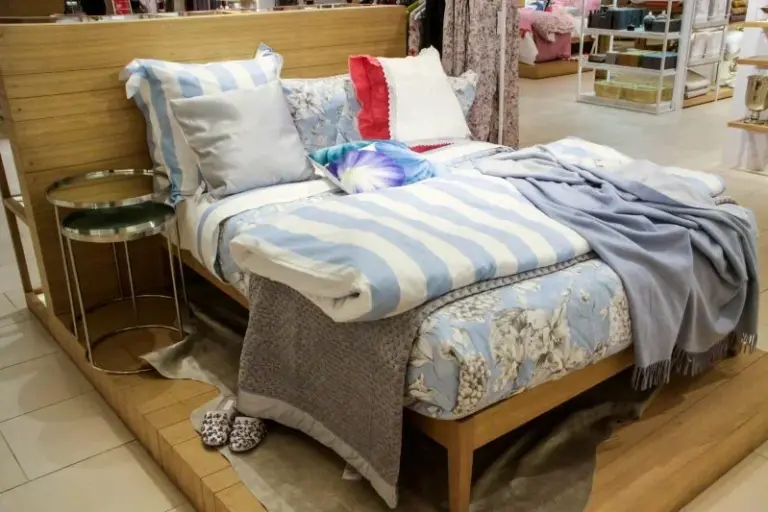 Bca563f2dfd459c87eade11b000cc436, Biznes Fakty